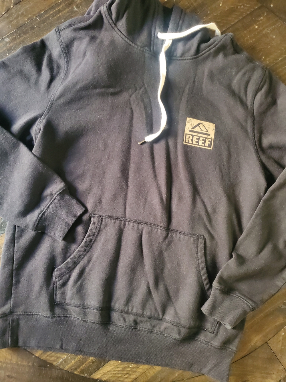 Reef Men’s Black Hoodie with White Drawcord